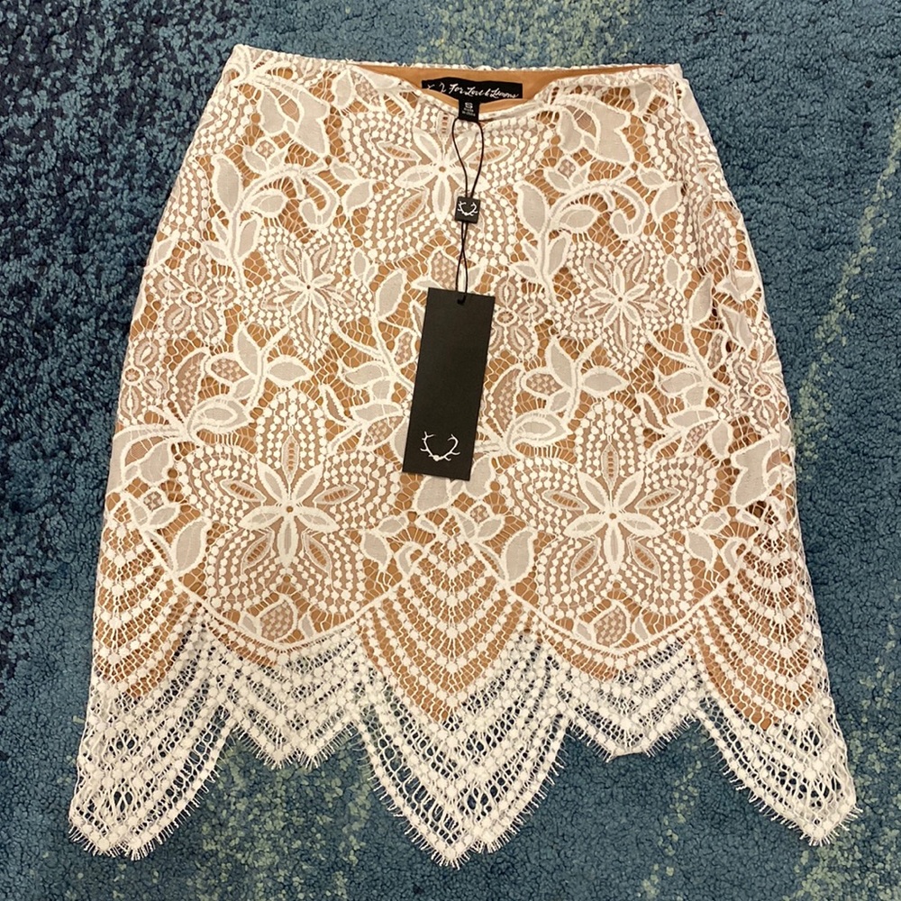 For Love and Lemons Guava Skirt Size Small white/nude NWT